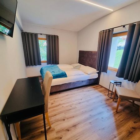 Glacier Rock Guesthouse Solda Εξωτερικό φωτογραφία