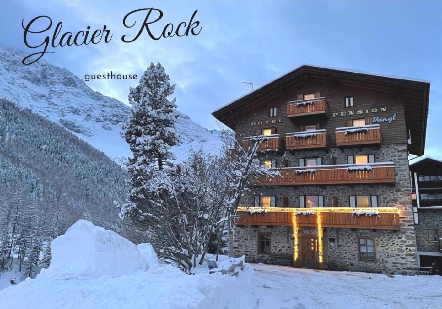 Glacier Rock Guesthouse Solda Εξωτερικό φωτογραφία