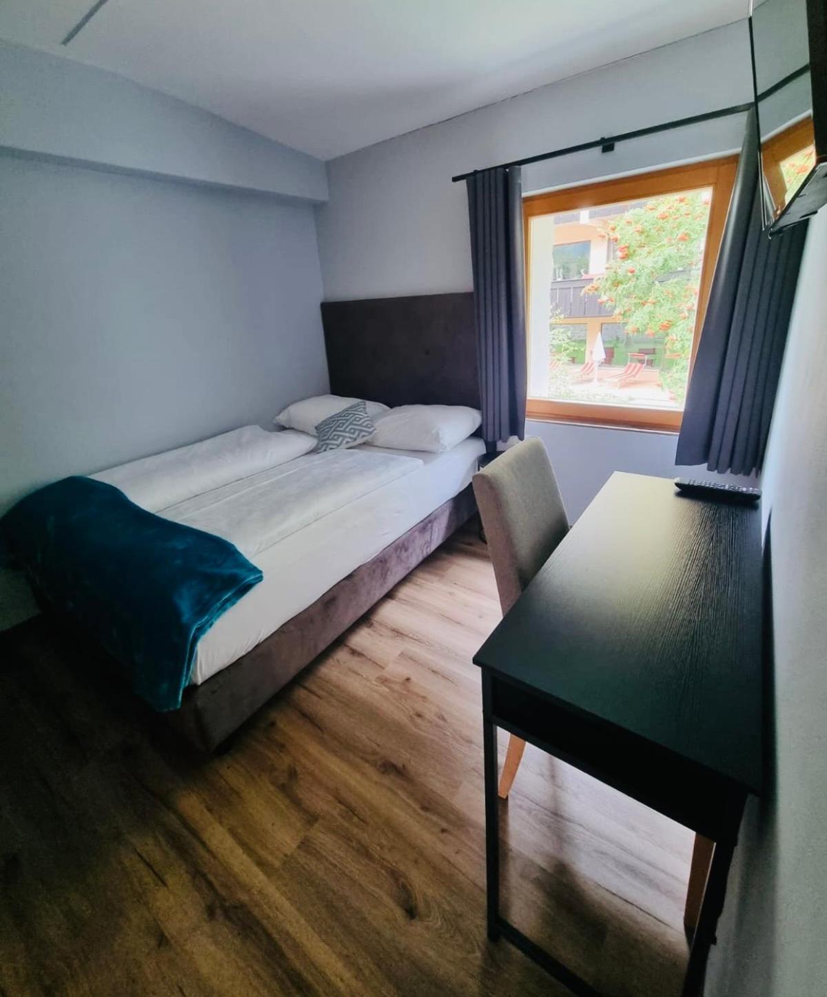 Glacier Rock Guesthouse Solda Εξωτερικό φωτογραφία